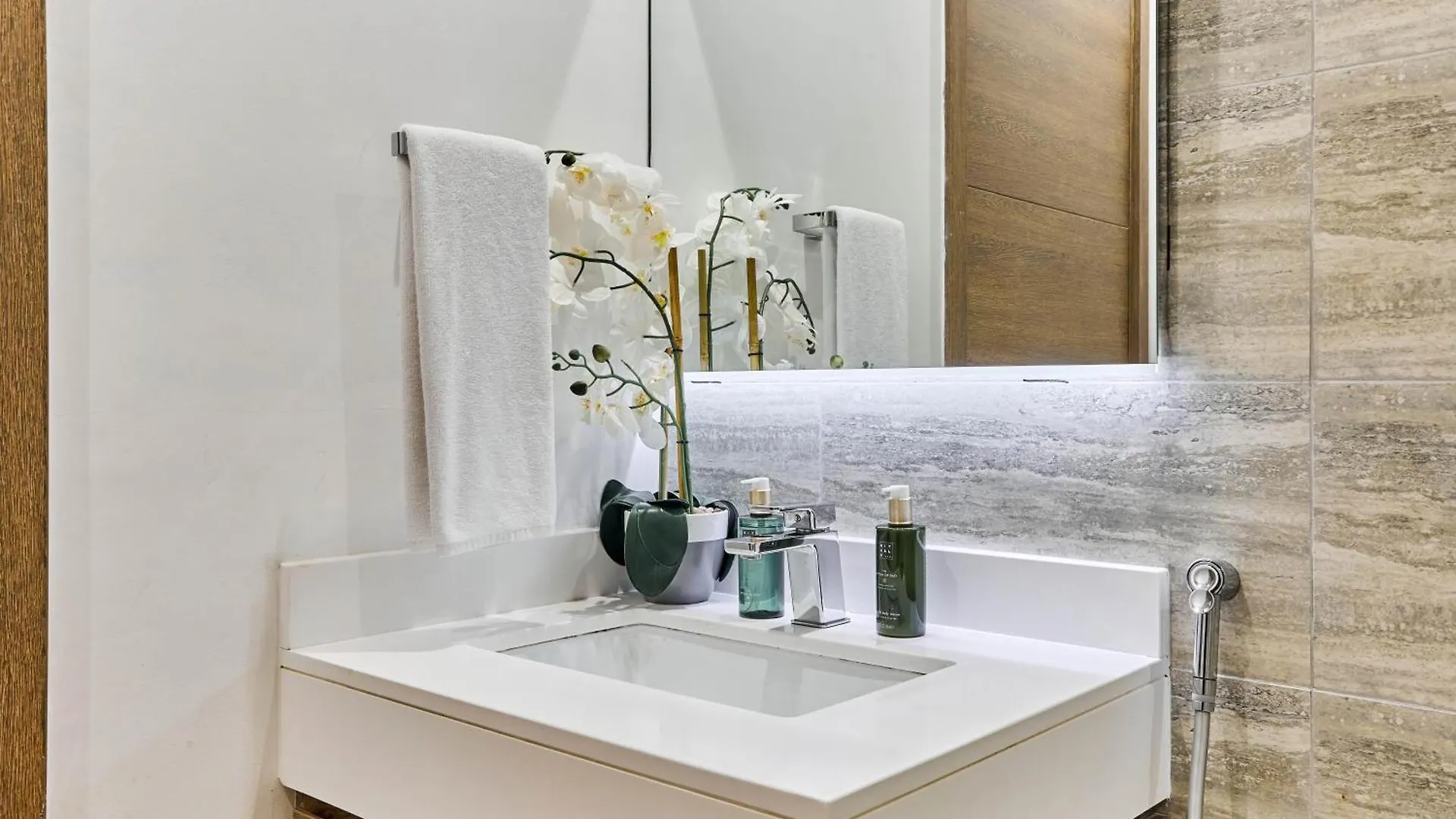 Bnbmehomes - Anwa Dubai United Arab Emirates